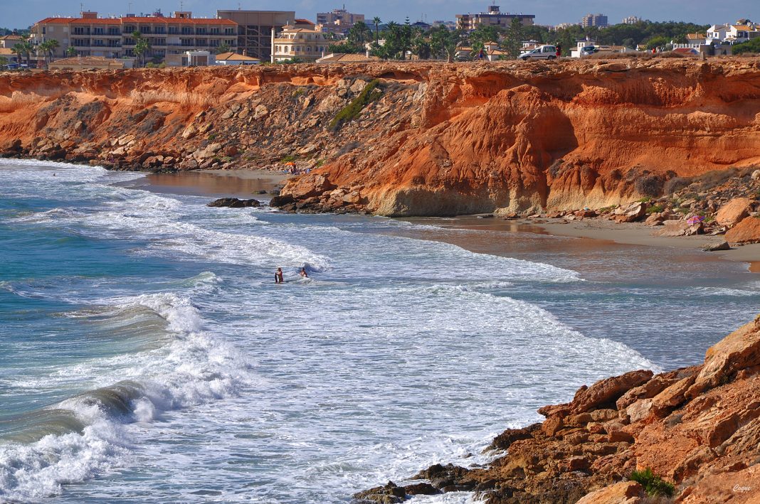 Corpse found floating in sea at Cala La Mosca