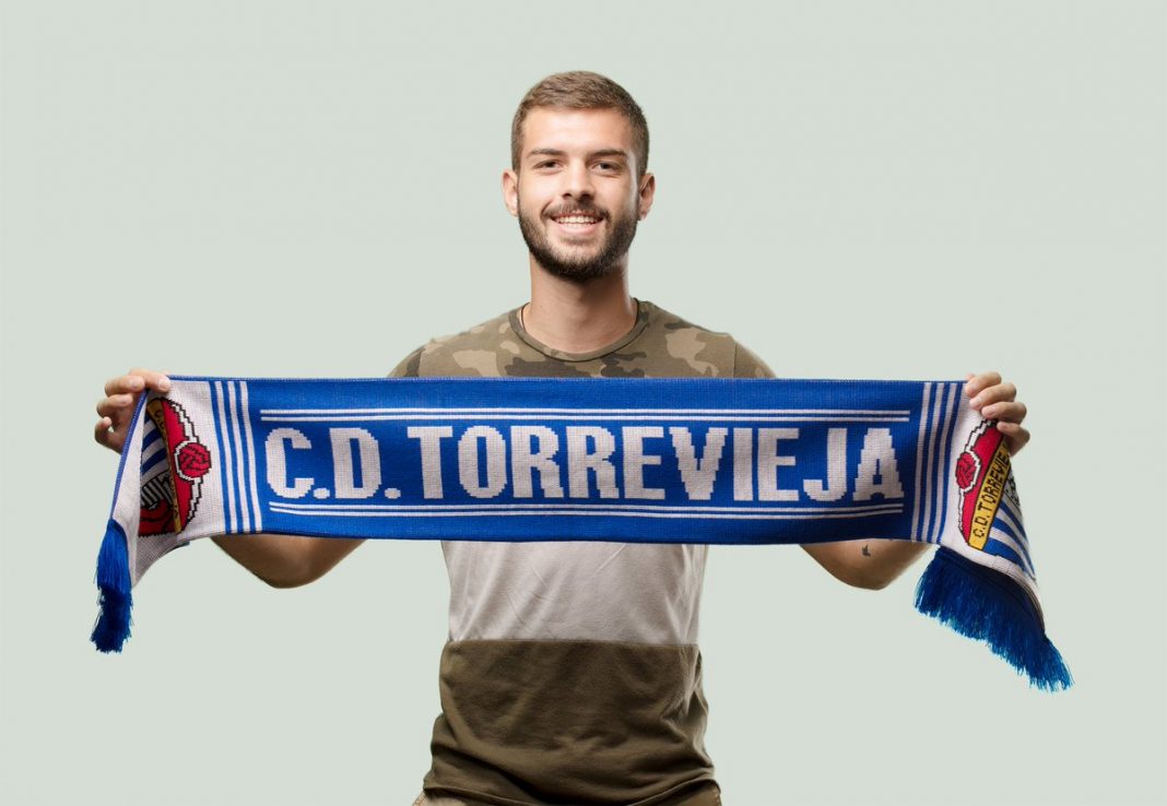 Juanpe goes on loan to 3º Division UD Los Garres.