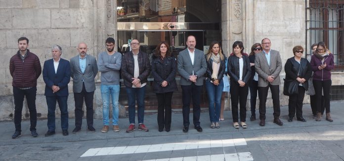 Orihuela silence in memory of Quesada death