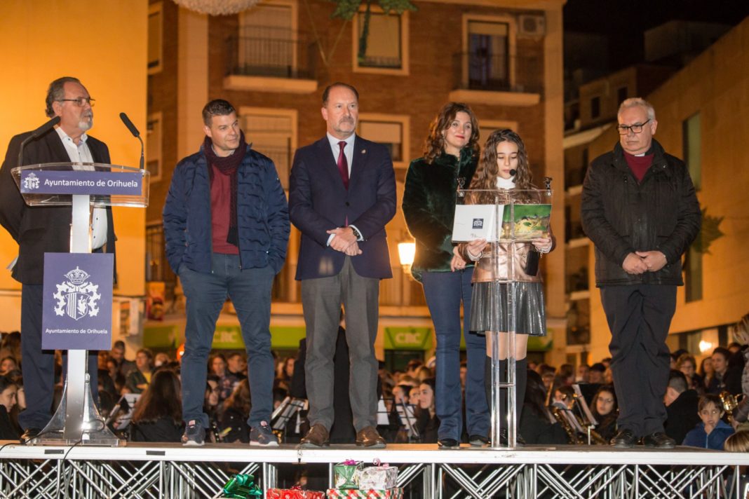 Orihuela turns on its Christmas Lights