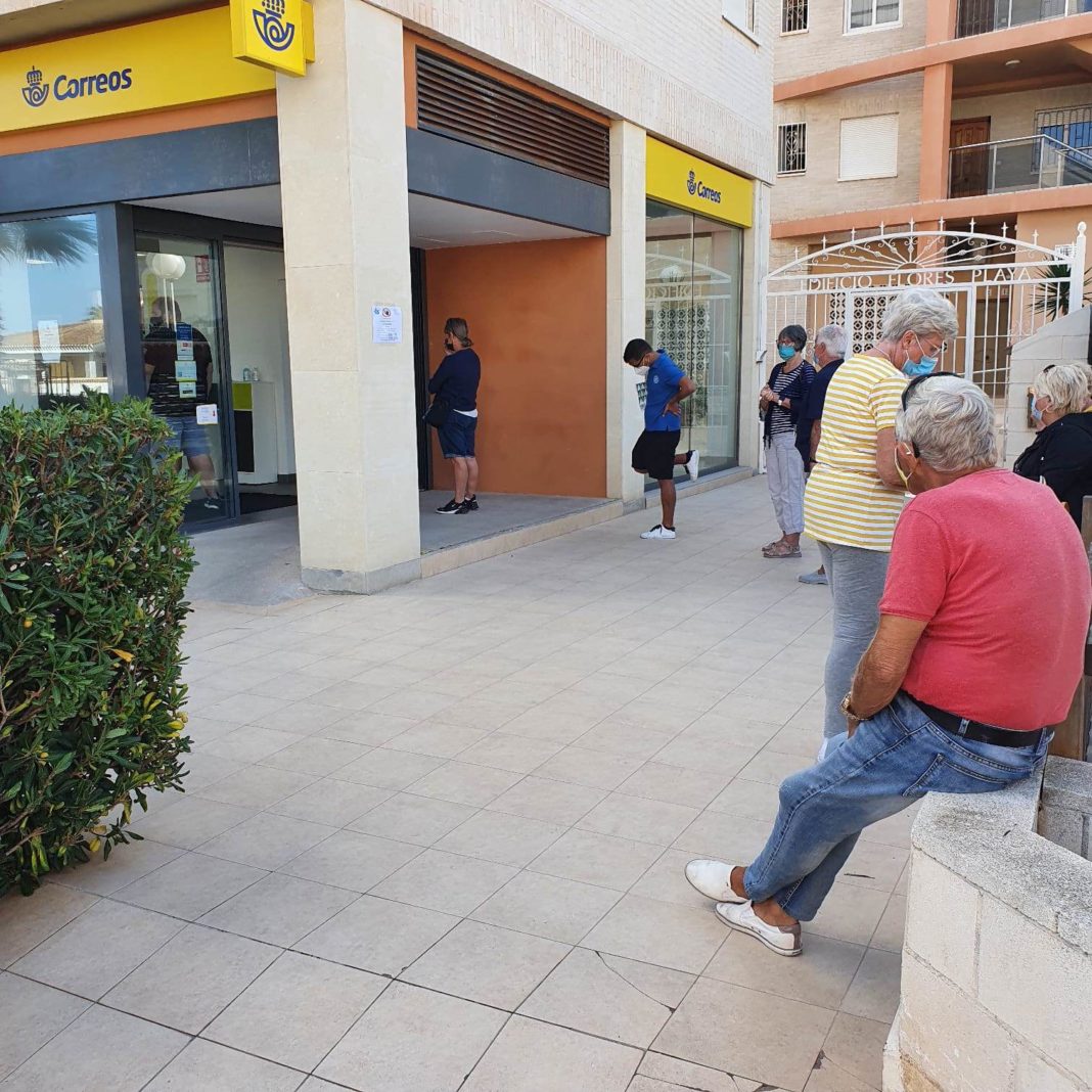 The Orihuela Costa Postal Service has hit a new low