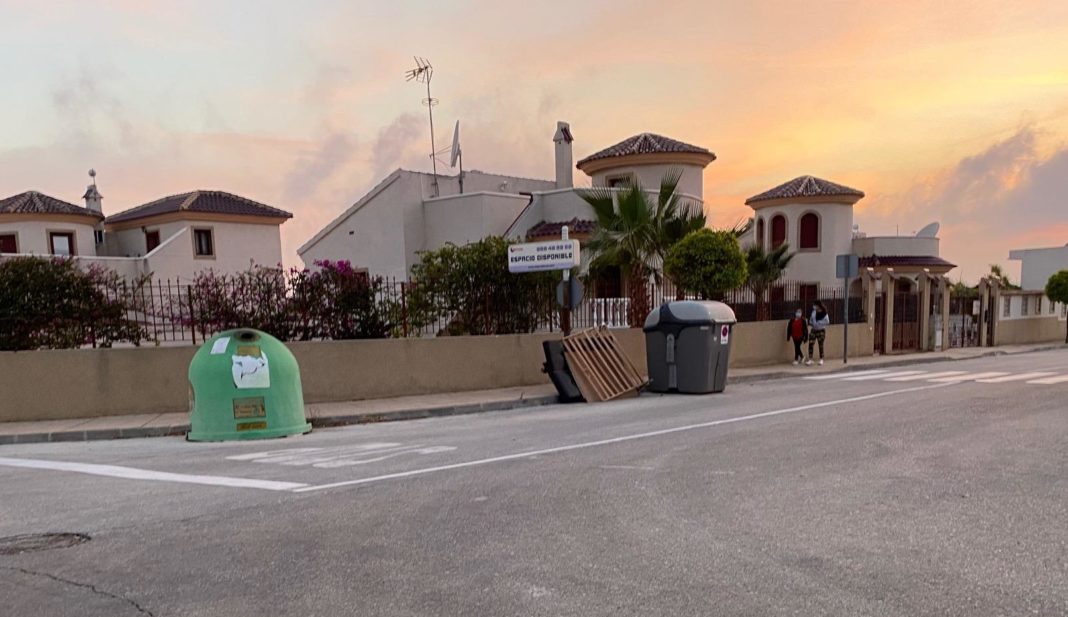 San Fulgencio company fined for dumping furniture.