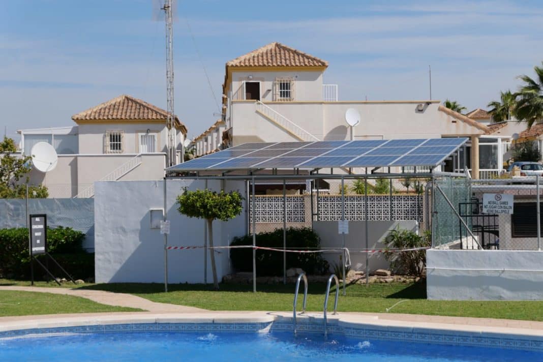 San Fulgencio Council applauds Solar Initiative.