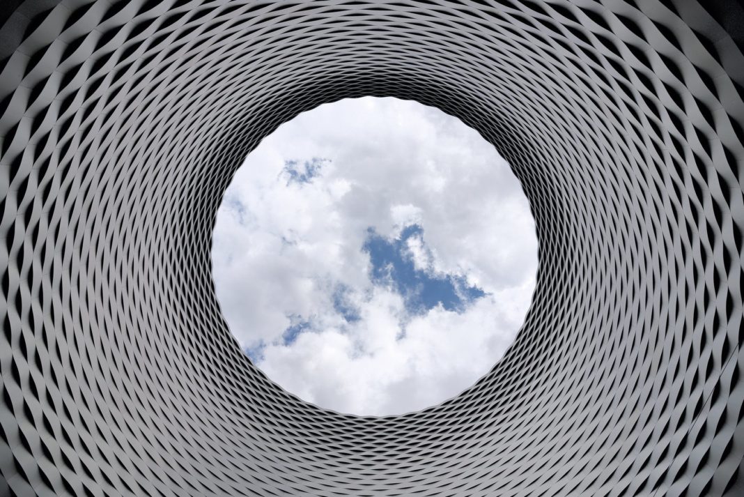 Compelling reasons to move your business to the cloud today