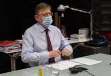 Puig Defends Mask Use Outdoors Puig Defends Mask Use Outdoors