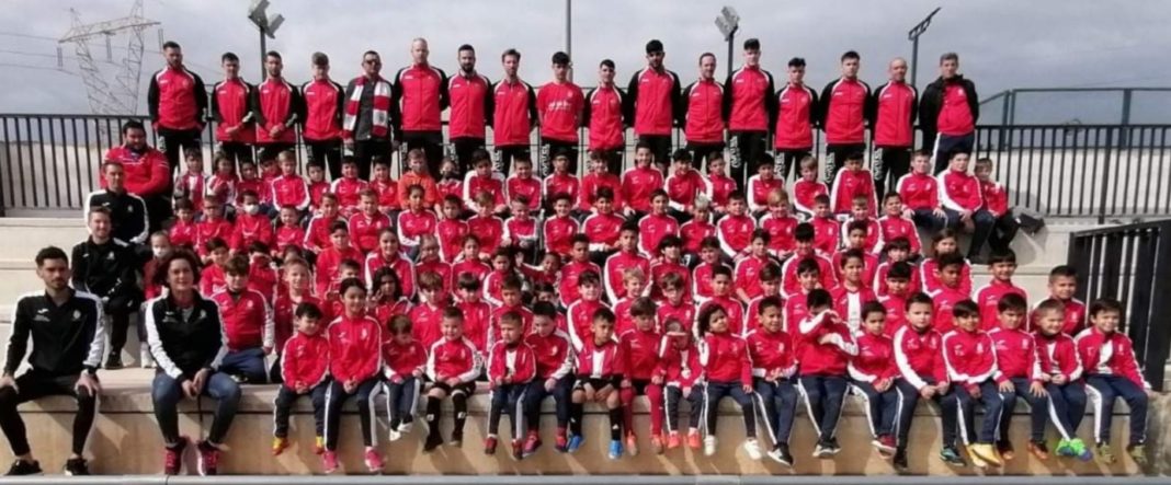 The Municipal football schools annual presentation at the Municipal Stadium Los Montesinos. Photo: CD Montesinos.