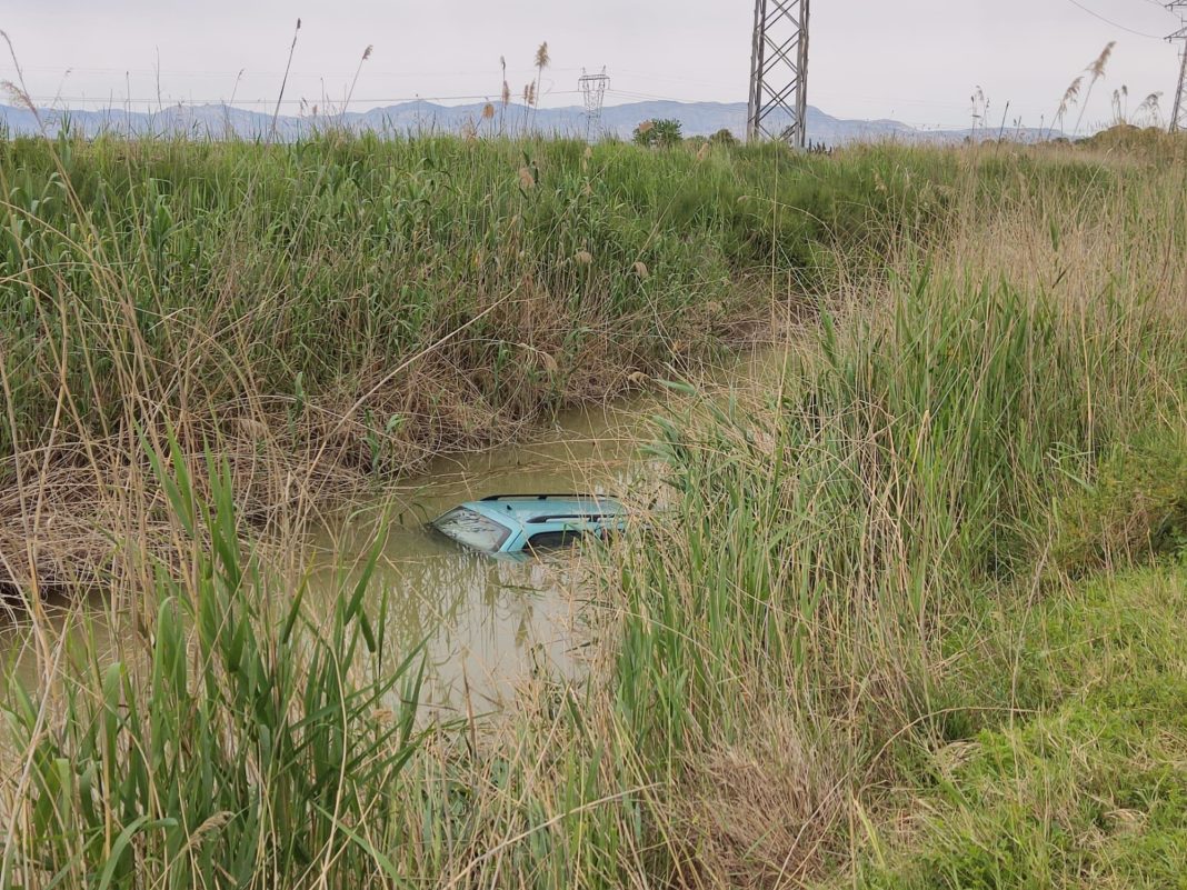 Dramatic rescue by San Fulgencio Local Police