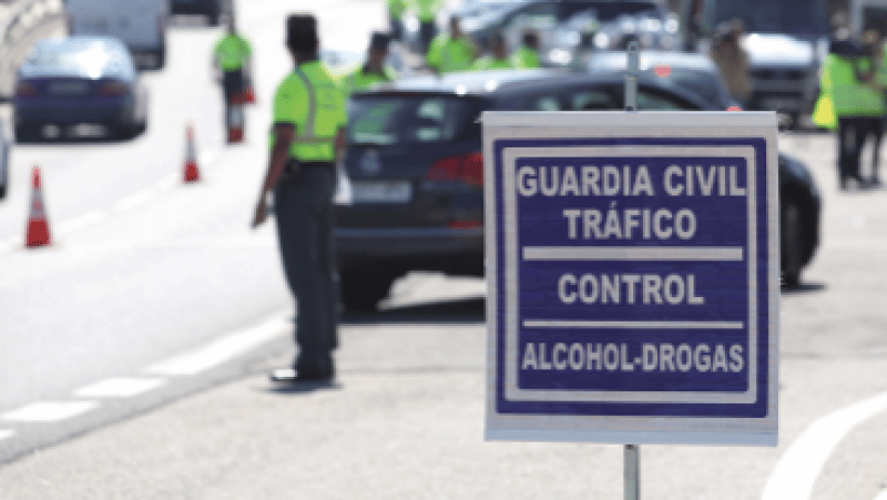1694166__11638870413_large Drink and drugs while driving