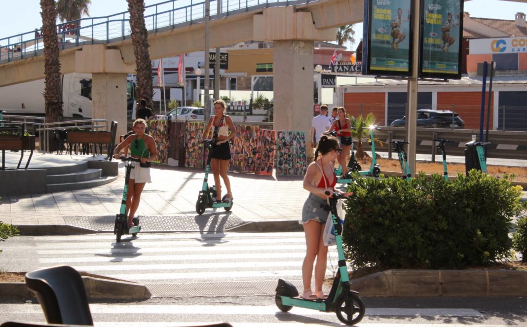 Orihuela Local Police removes more than 100 e-scooters